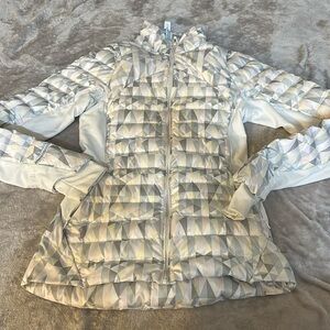 Lululemon fluff off puffer jacket in stained glass grey/white
